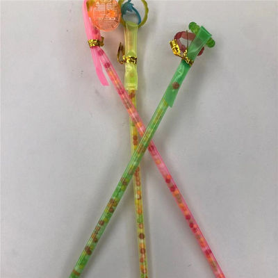 70pcs/Bag Kids Novelty Stick Candy Heart Shaped With Toys